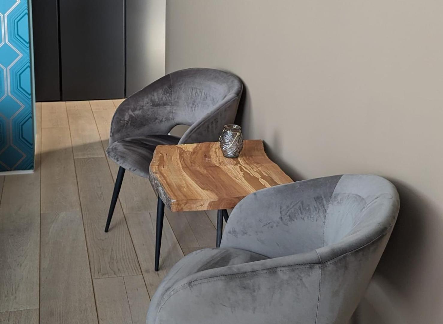 Bed & Wellness Boxtel, Luxe Kamer Met Airco En Eigen Badkamer, Ligbad Exterior photo